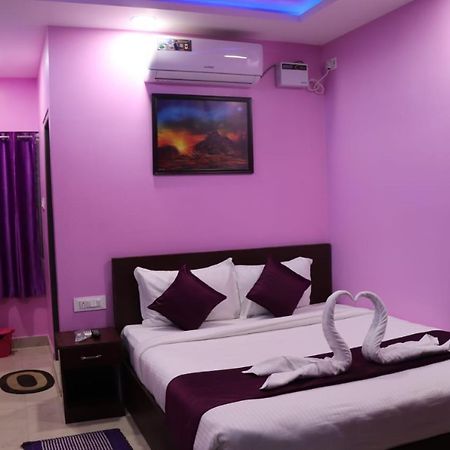 New Hotel Amr Grand Порт Блеър Екстериор снимка