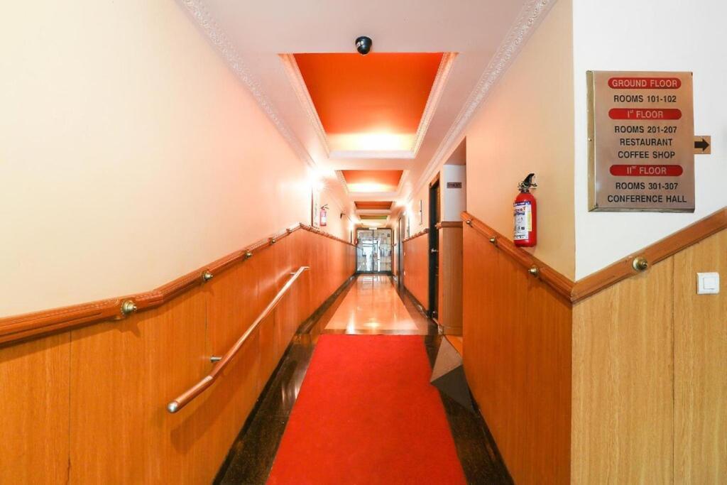 New Hotel Amr Grand Порт Блеър Екстериор снимка