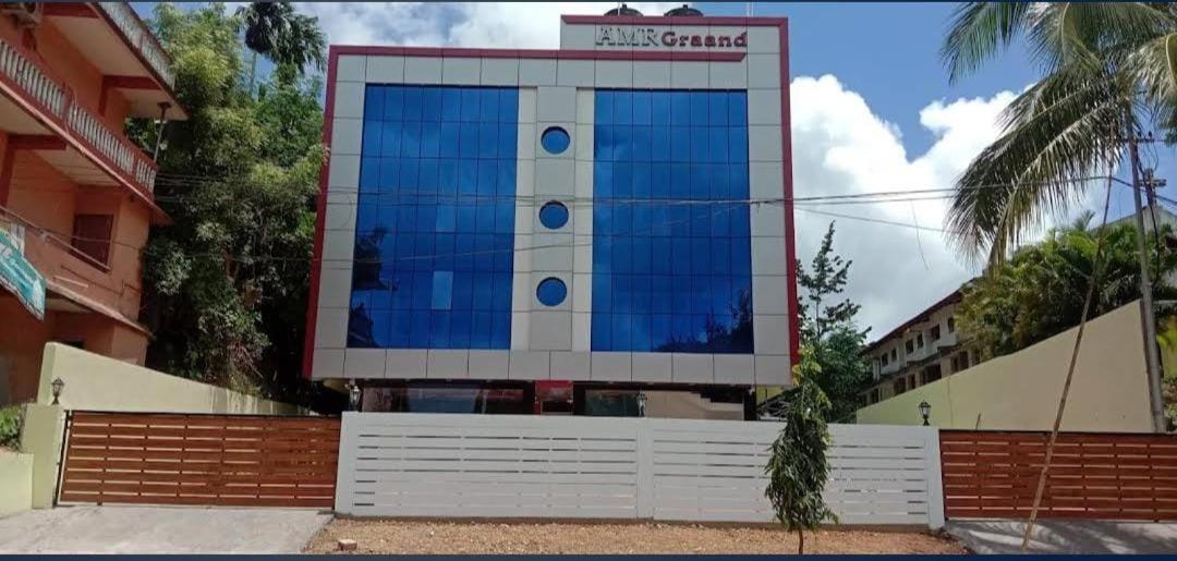 New Hotel Amr Grand Порт Блеър Екстериор снимка